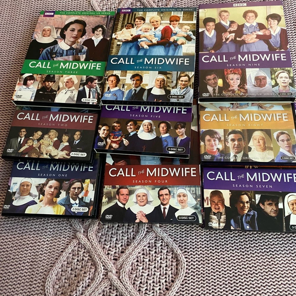 Call the Midwife 9 dvd series. Excellent condition